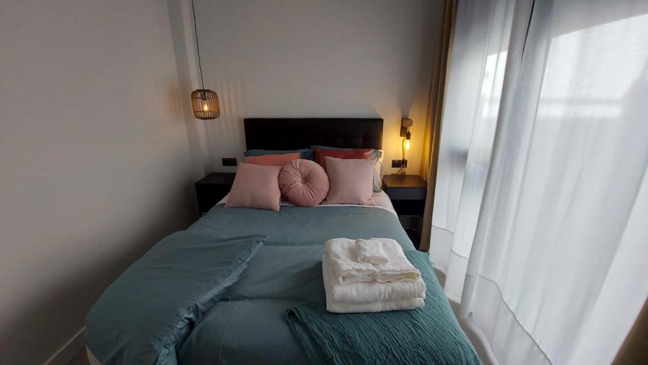 Love Rent4 Malaga City Exterior foto