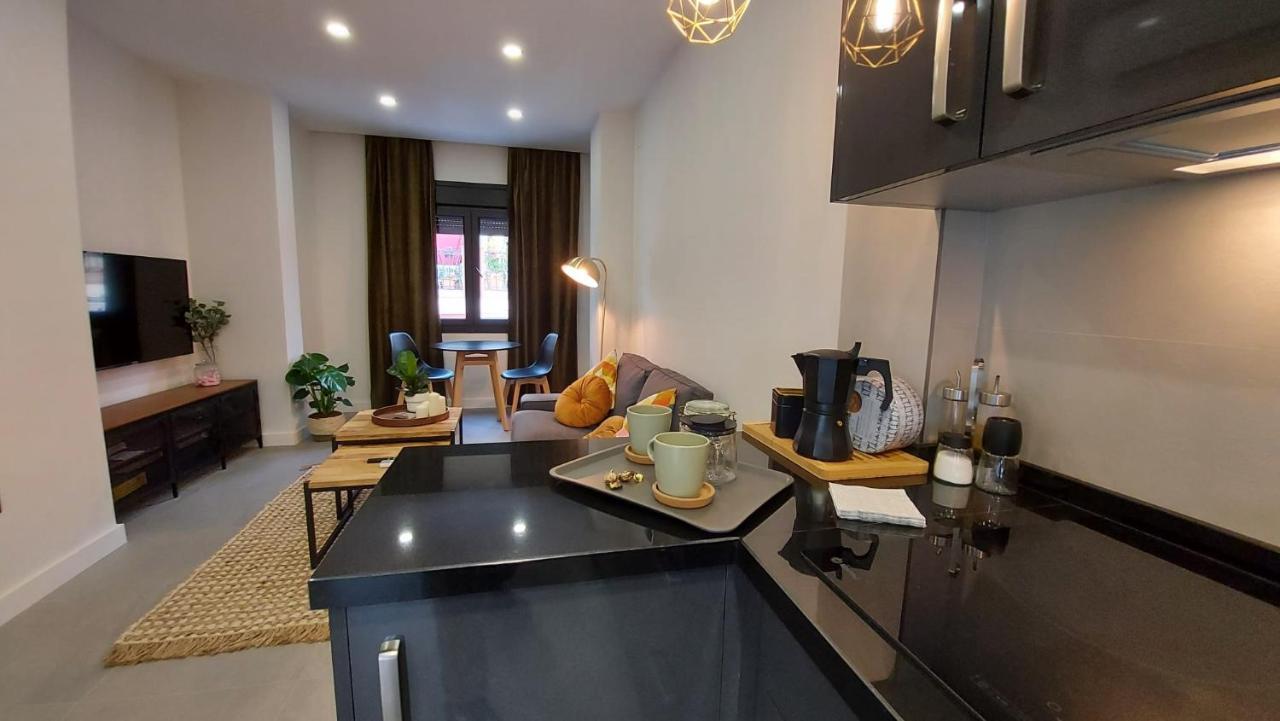 Love Rent4 Malaga City Exterior foto