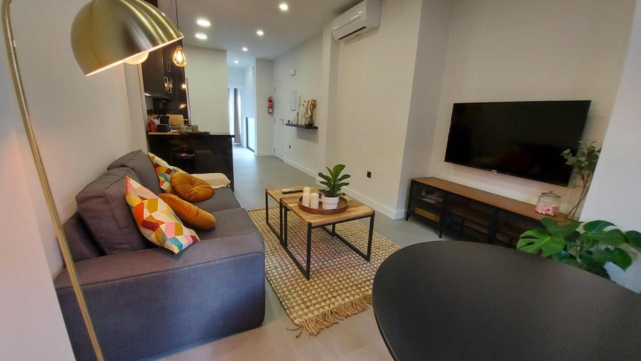 Love Rent4 Malaga City Exterior foto